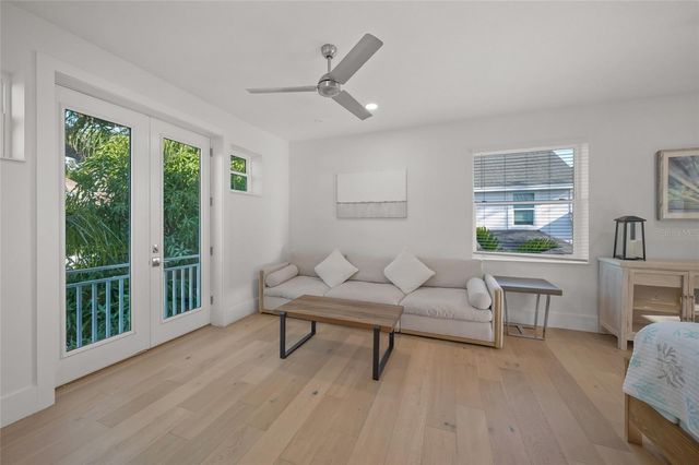 3319 S OSPREY AVENUE, Sarasota, FL 34239