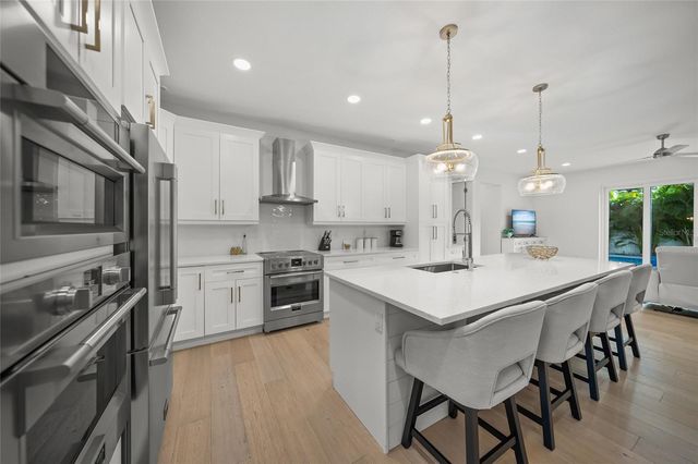 3319 S OSPREY AVENUE, Sarasota, FL 34239