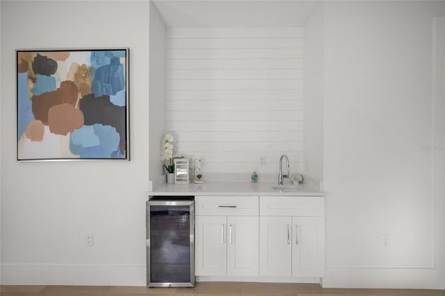 3319 S OSPREY AVENUE, Sarasota, FL 34239