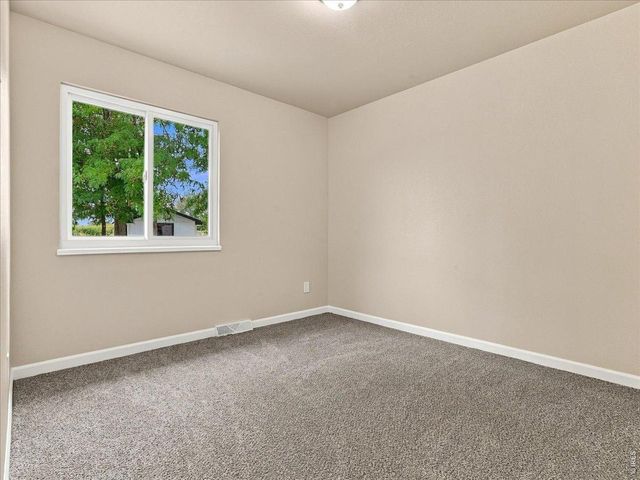 236 Ley Dr, La Salle, CO 80645