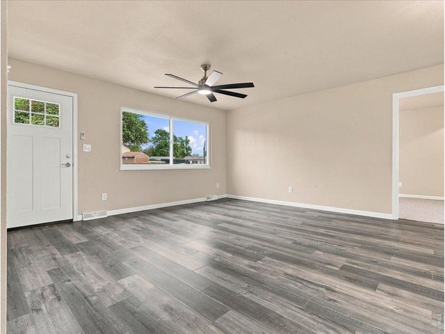 236 Ley Dr, La Salle, CO 80645