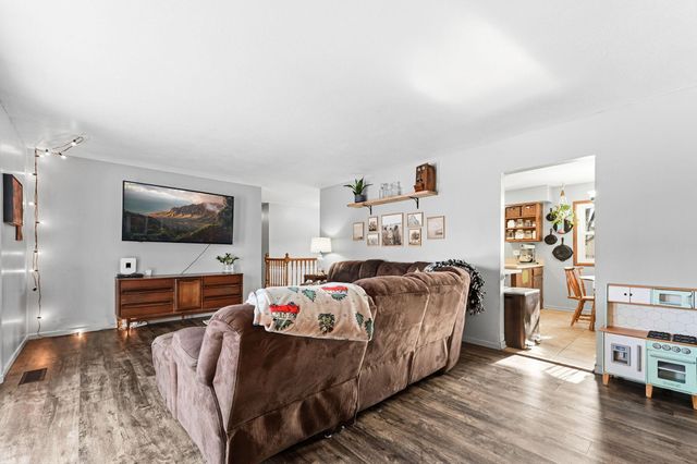 7195 168th Street W, Rosemount, MN 55068