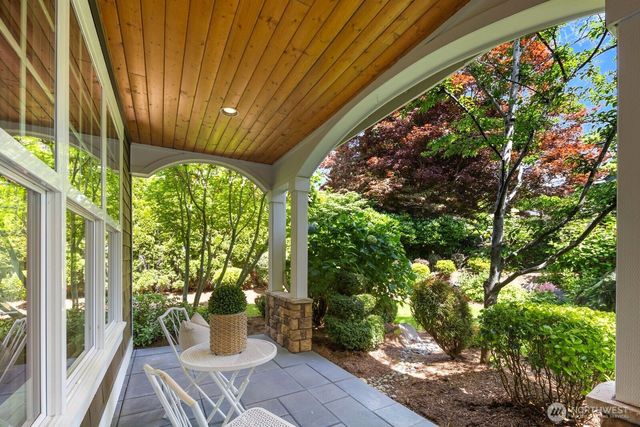 1610 8th Street W, Kirkland, WA 98033