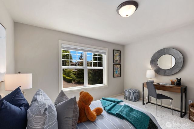 1610 8th Street W, Kirkland, WA 98033