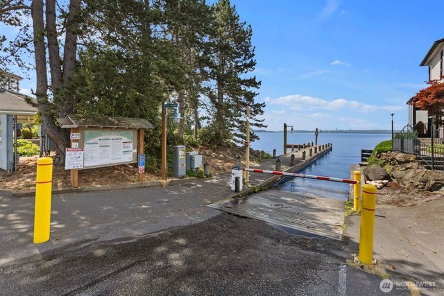 1610 8th Street W, Kirkland, WA 98033
