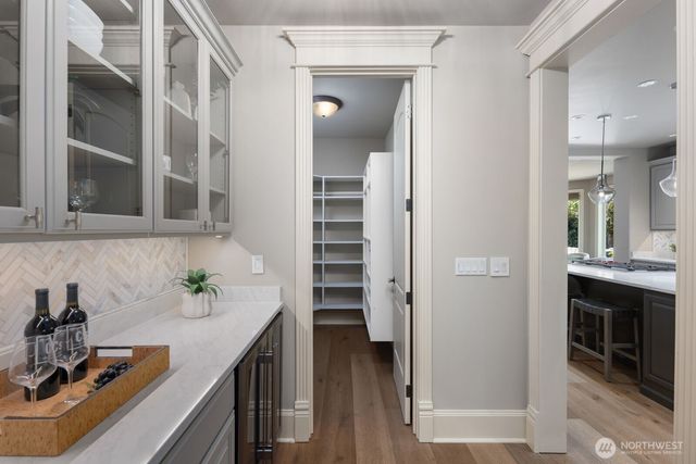 1610 8th Street W, Kirkland, WA 98033