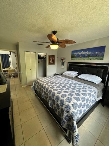 1361 Sandpiper Blvd, Homestead, FL 33035