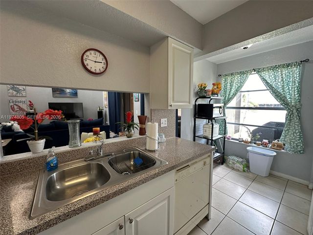 1361 Sandpiper Blvd, Homestead, FL 33035