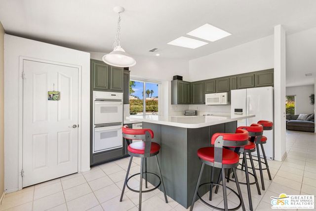 47785 Via Jardin, La Quinta, CA 92253