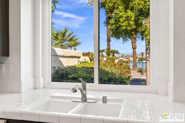 47785 Via Jardin, La Quinta, CA 92253