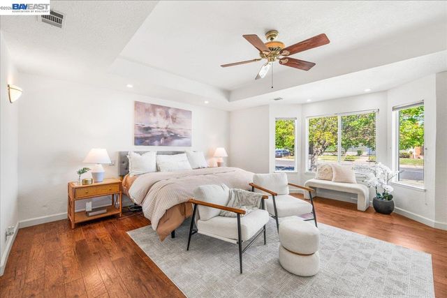 1228 Shelburne Rd, Livermore, CA 94551