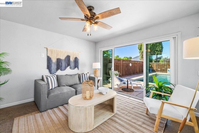 1228 Shelburne Rd, Livermore, CA 94551