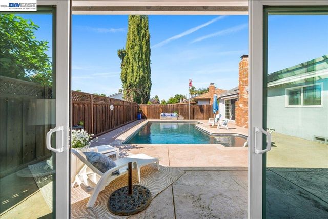 1228 Shelburne Rd, Livermore, CA 94551