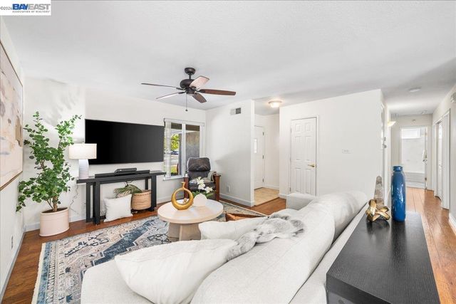 1228 Shelburne Rd, Livermore, CA 94551