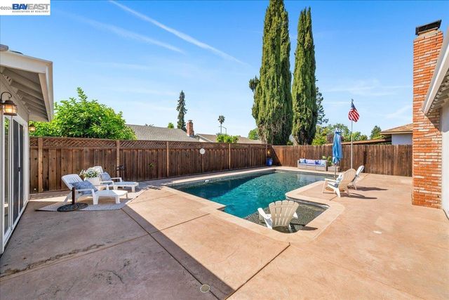 1228 Shelburne Rd, Livermore, CA 94551