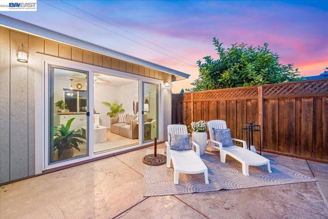 1228 Shelburne Rd, Livermore, CA 94551