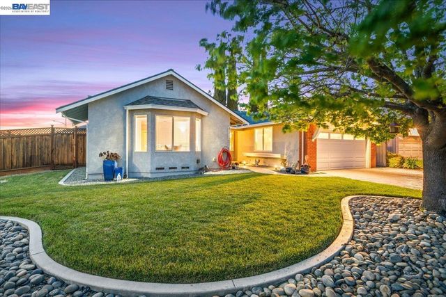 1228 Shelburne Rd, Livermore, CA 94551