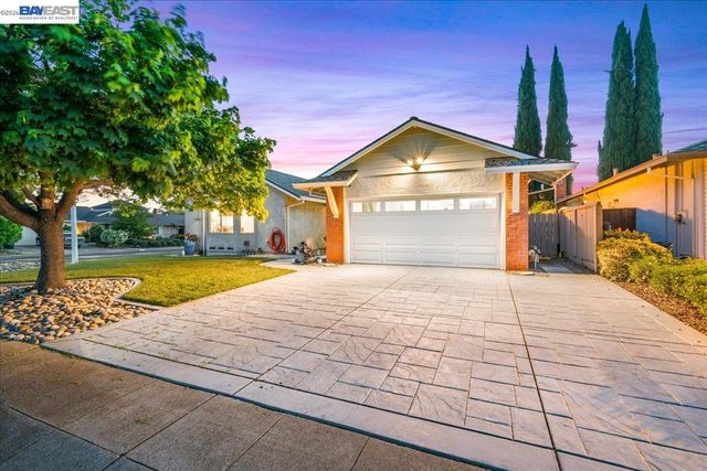 1228 Shelburne Rd, Livermore, CA 94551