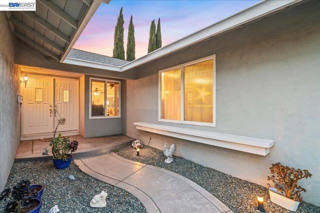 1228 Shelburne Rd, Livermore, CA 94551