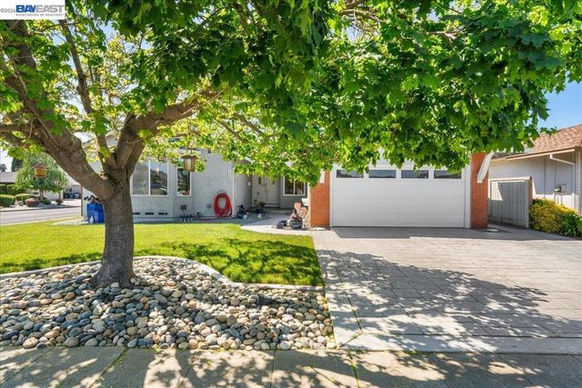 1228 Shelburne Rd, Livermore, CA 94551