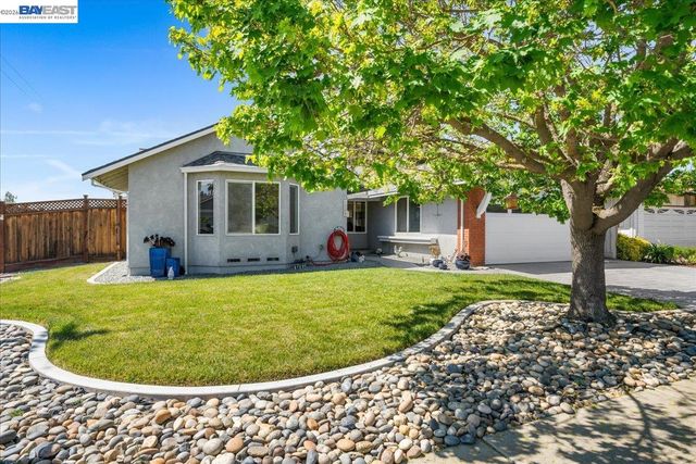 1228 Shelburne Rd, Livermore, CA 94551