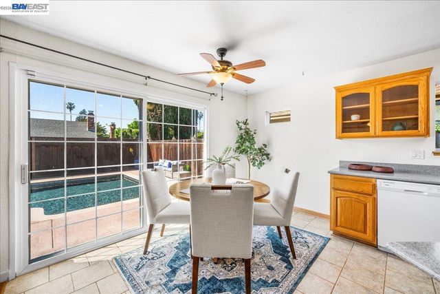 1228 Shelburne Rd, Livermore, CA 94551