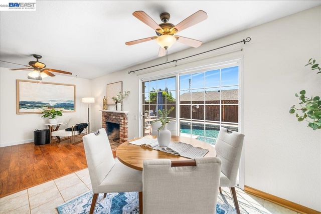 1228 Shelburne Rd, Livermore, CA 94551