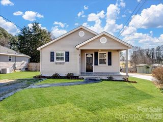 200 Blacksnake Road, Stanley, NC 28164