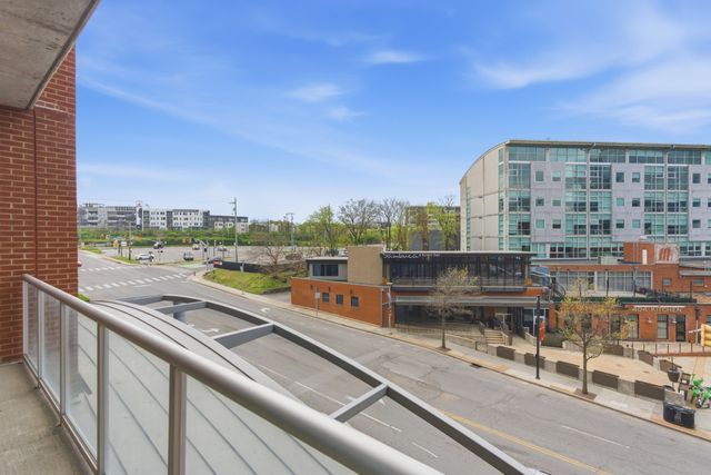 600 12th Ave S Apt 430, Nashville, TN 37203