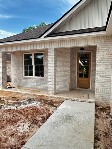 3 Pleasant Oaks Drive, Perry, GA 31069
