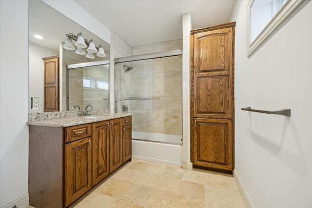 1909 W Lamar Street, Houston, TX 77019