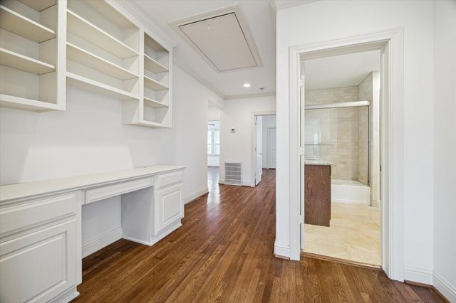 1909 W Lamar Street, Houston, TX 77019