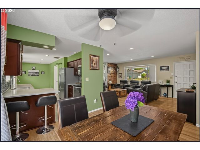 1137 Se 224TH Ave, Gresham, OR 97030