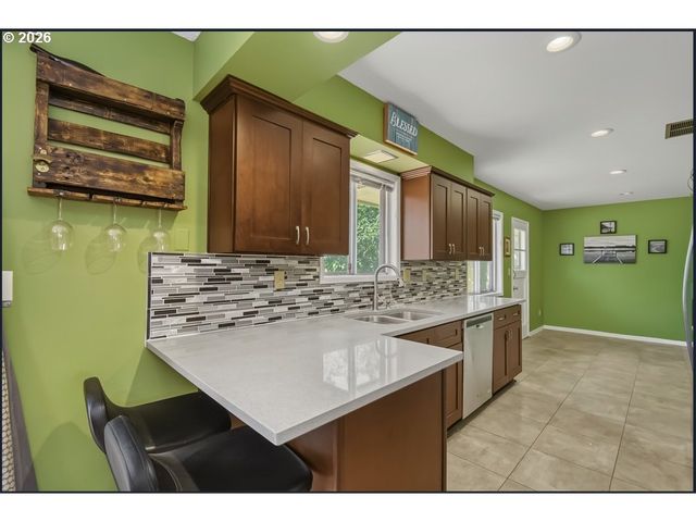 1137 Se 224TH Ave, Gresham, OR 97030