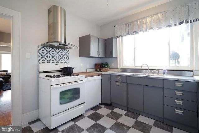 901 BELMONT AVE, Tyrone, PA 16686