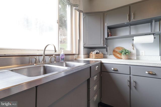 901 BELMONT AVE, Tyrone, PA 16686