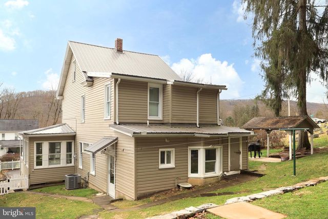 901 BELMONT AVE, Tyrone, PA 16686