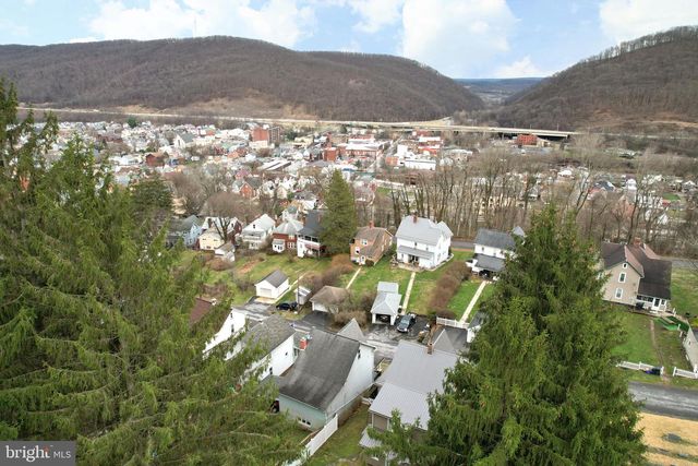 901 BELMONT AVE, Tyrone, PA 16686