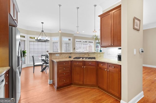 5452 Wentworth Street, Sandy Springs, GA 30342