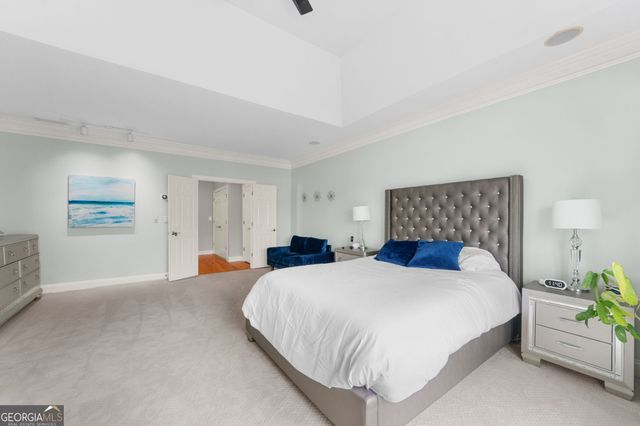 5452 Wentworth Street, Sandy Springs, GA 30342