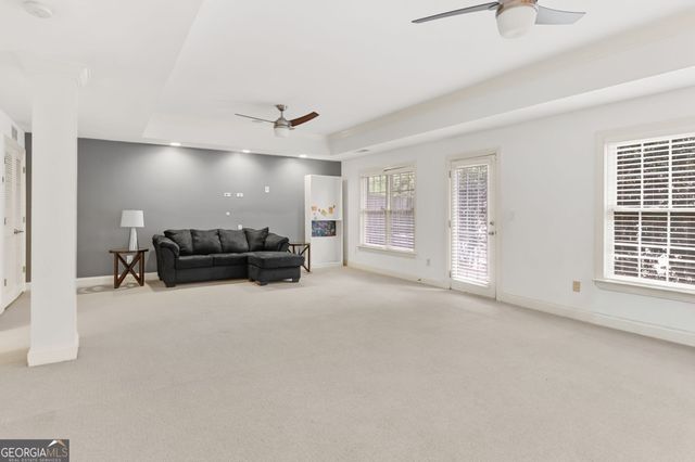 5452 Wentworth Street, Sandy Springs, GA 30342