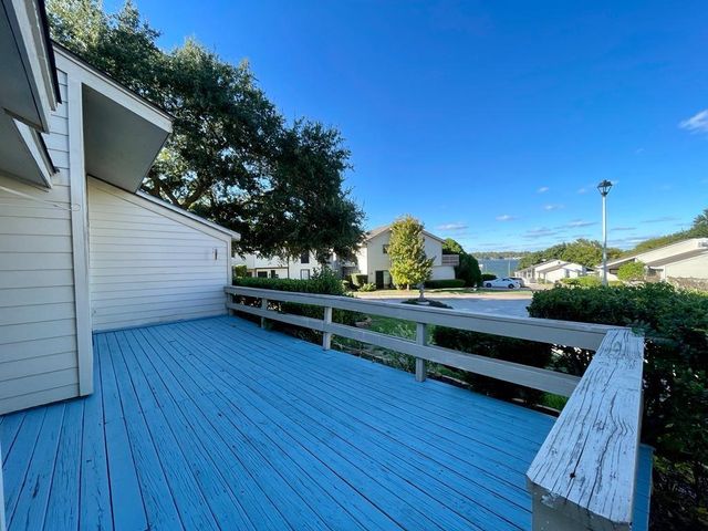 49 April Point Drive N, Conroe, TX 77356