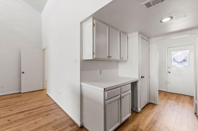 49 April Point Drive N, Conroe, TX 77356