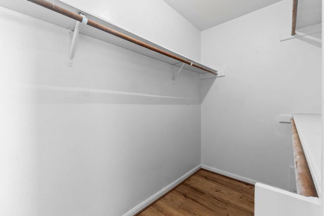 49 April Point Drive N, Conroe, TX 77356