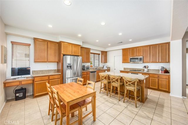 37473 Starmist Way, Murrieta, CA 92563