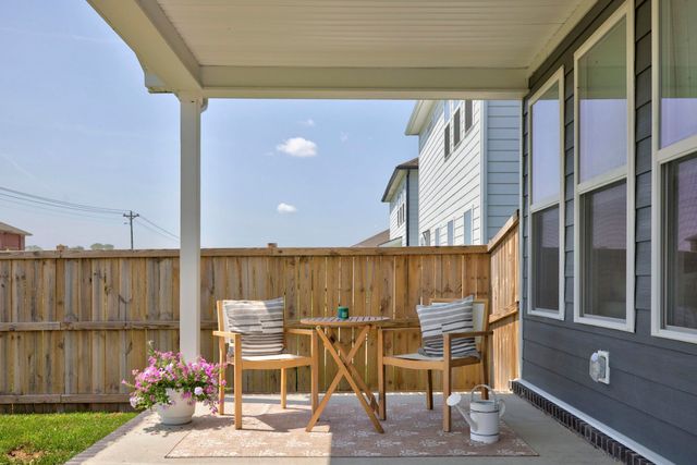 690 Conifer Dr, Spring Hill, TN 37174