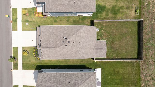 690 Conifer Dr, Spring Hill, TN 37174