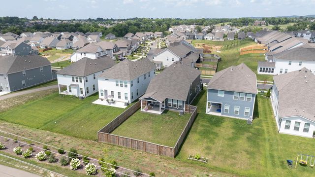 690 Conifer Dr, Spring Hill, TN 37174