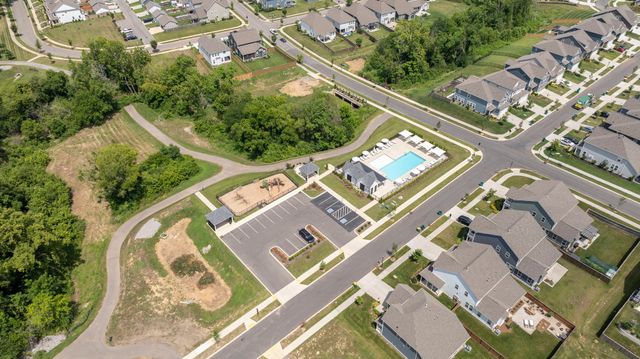 690 Conifer Dr, Spring Hill, TN 37174