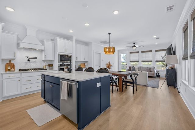 690 Conifer Dr, Spring Hill, TN 37174
